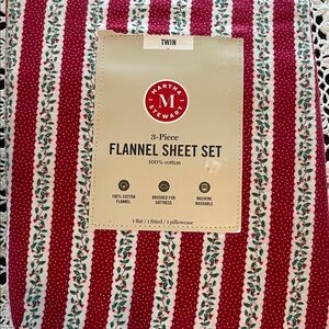 Martha Stewart Red and White Flannel Sheet Set